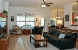 2247 Smallwood Dr, Navarre, FL 32566