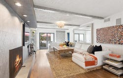 2064 Oliver Way, Merrick, NY 11566