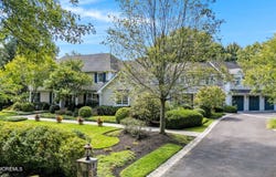 4 Tuxedo Road, Rumson, NJ 07760