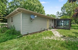 6085 DEXTER ANN ARBOR Road, Dexter, MI 48130