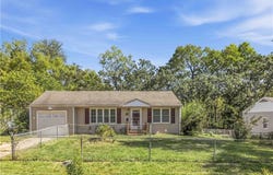 9643 McGee Street, Kansas City, MO 64114