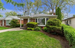 19150 Lexington, Redford, MI 48240