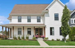 453 Windmill Pl, IowaCity, IA 52245