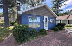 5912 Westshore Drive, Oscoda, MI 48750