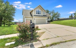 1805 HOLT Circle, Liberty, MO 64068