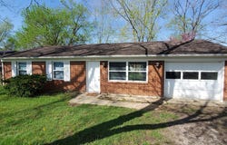 2715 S Wilson Rd, Radcliff, KY 40160