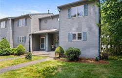 36 Primrose Lane, North Providence, RI 02904