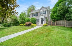 1501 Rahway Ave, Westfield Town, NJ 07090