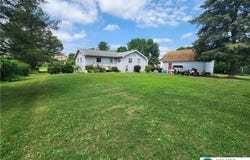 488 Daniels Road, Lower Nazareth Twp, PA 18064