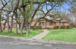 725 Falcon Drive, Woodway, TX 76712