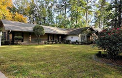12 Elmwood Circle, Pine Bluff, AR 71603