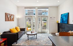 1601 E Cesar Chavez ST, Austin, TX 78702