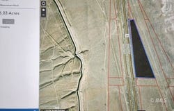 Hwy 395, Cartago, CA 93549