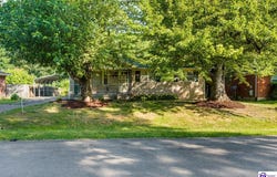 4310 Raven Ridge Drive, Louisville, KY 40216