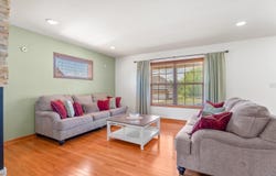 2550 Honelee Court, Valparaiso, IN 46385