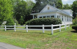 11 Dartmouth Street, Claremont, NH 03743