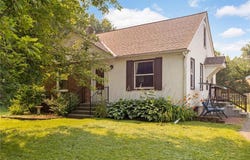 664 Berwood Avenue, Vadnais Heights, MN 55127