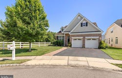 11 SALEM COURT, BARNEGAT, NJ 08005