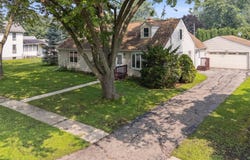315 E 4th, BYRON, IL 61010