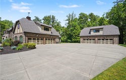 215 Brighton Lane, Peninsula, OH 44264