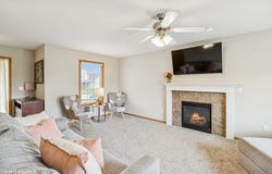 1323 NW Bayview Court, Ankeny, IA 50023