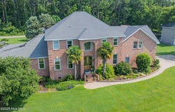 118 Neversail Way, Coinjock, NC 27923