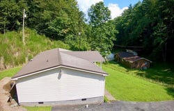 362 Pauley Holw, Forest Hills, KY 41527