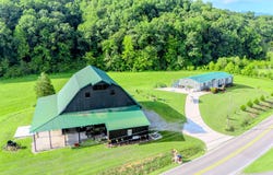 807 Gists Creek Rd, Sevierville, TN 37876