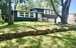 3507 SW Oakley AVE, Topeka, KS 66614