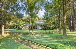 4 Waterchase Ct, Longview, TX 75605