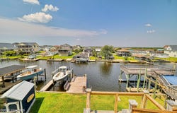 4061 4th Street, Surf City, NC 28445
