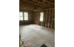 6017 Running Valley Road, Stroudsburg, PA 18360