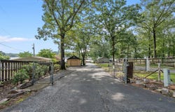 218 McDonald Loop, Hot Springs, AR 71913
