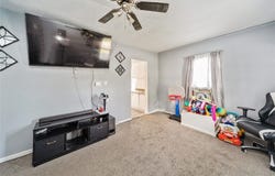 4146 5th Avenue, Des Moines, IA 50313