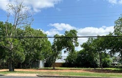 808 Travis St, Fredericksburg, TX 78624