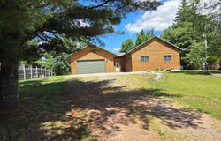 W8656 SILVER BIRCH RD, Tomahawk, WI 54487