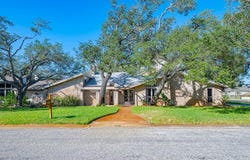 1901 Crescent Dr., ROCKPORT, TX 78382