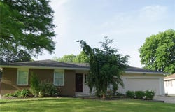 1919 Seneca Street, Leavenworth, KS 66048