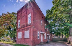 738 First St, Hendeson, KY 42420