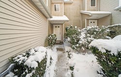 410 Heights Dr, Haledon Boro, NJ 07508-1017