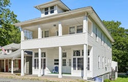 41 Washington Ave, Oxford Twp., NJ 07863-3040