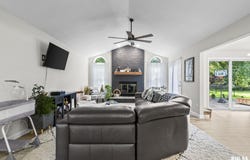 608 TECUMSEH Trail, Springfield, IL 62711