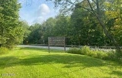 Crosstown Highway Highway, Lakewood, PA 18439
