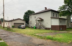 409 N Uhrich Street, Uhrichsville, OH 44683