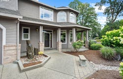 795 NE ROGAHN ST, Hillsboro, OR 97124