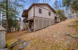 9 Golf Drive, Clayton, GA 30525