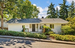3820 UNIVERSITY ST, Eugene, OR 97405