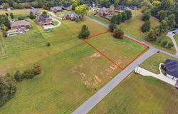 200 Woods Edge Drive, Somerset, KY 42503