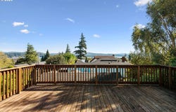 584 EXCHANGE St, NorthBend, OR 97459