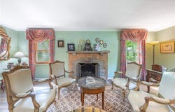 156 W Hadley Road, Oakwood, OH 45419